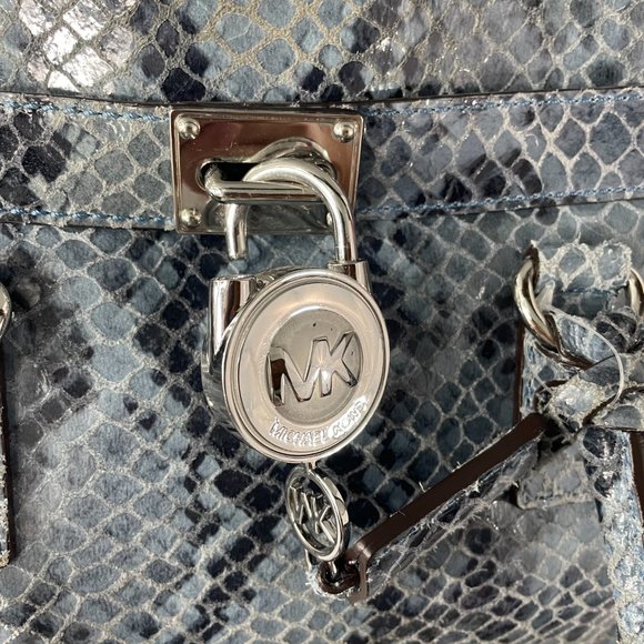 Michael Kors Hamilton Embossed Python-Print Medium Bag - Picture 6 of 12